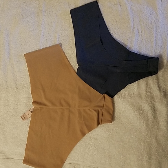 Victoria Secret size Large Bundle NWT - Picture 5 of 5